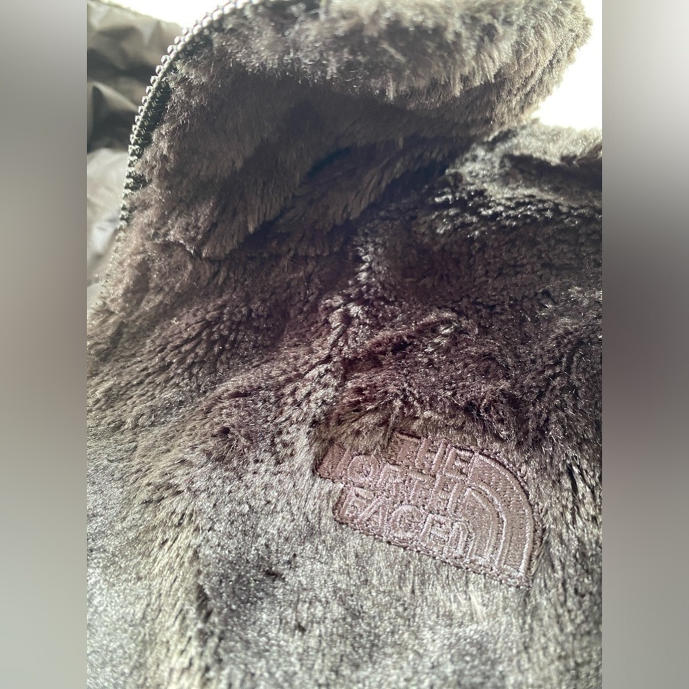 The North Face Reversible Mossbud Insulated Jacket Full Zip Faux Fur Down Black. - Picture 9 of 15
